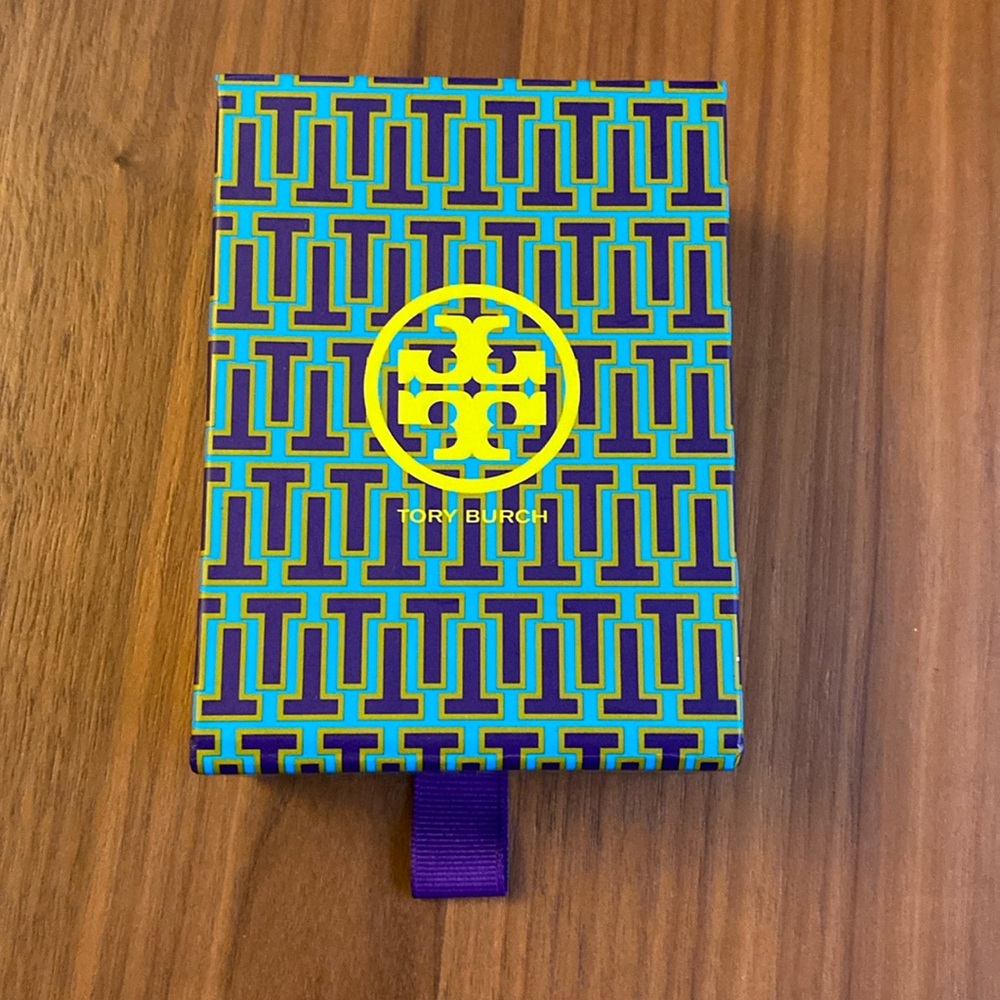 Tori Burch gift box with dust bag bvr